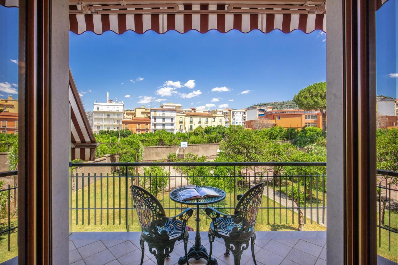 Apartamento Domus Vittoria - The Luxury Quintessence Península Sorrentina Exterior foto